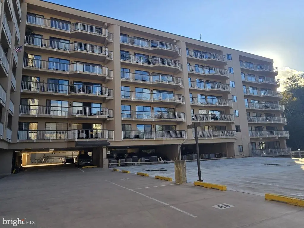 1704-unit A 409 N Park Dr, Wilmington