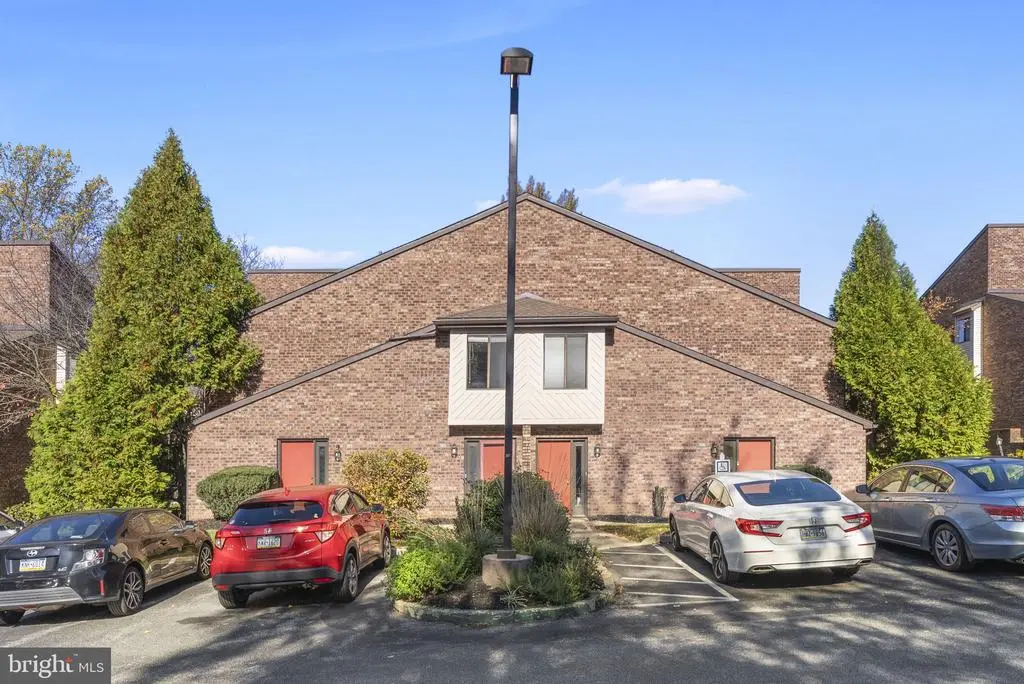 707 Mountainview Dr #707, Chesterbrook