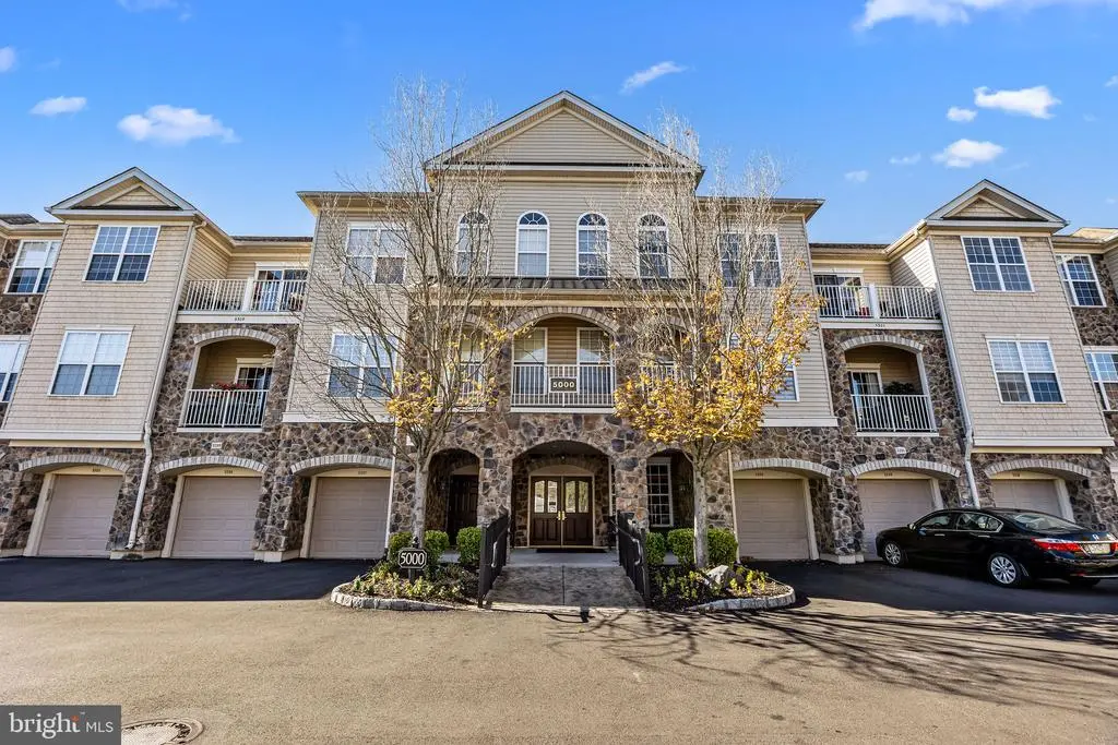 5302 Knox Ct #5302, WARWICK