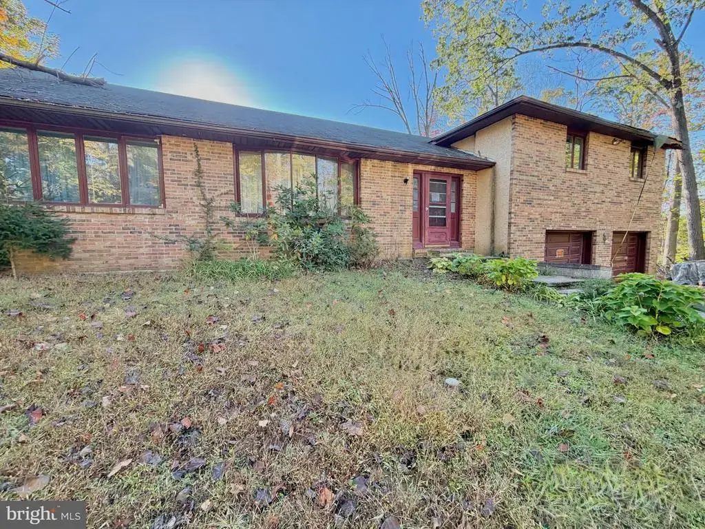 318 Marienstein Rd, OTTSVILLE