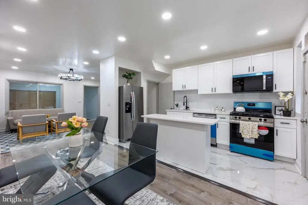 2636 S 72nd St, PHILADELPHIA