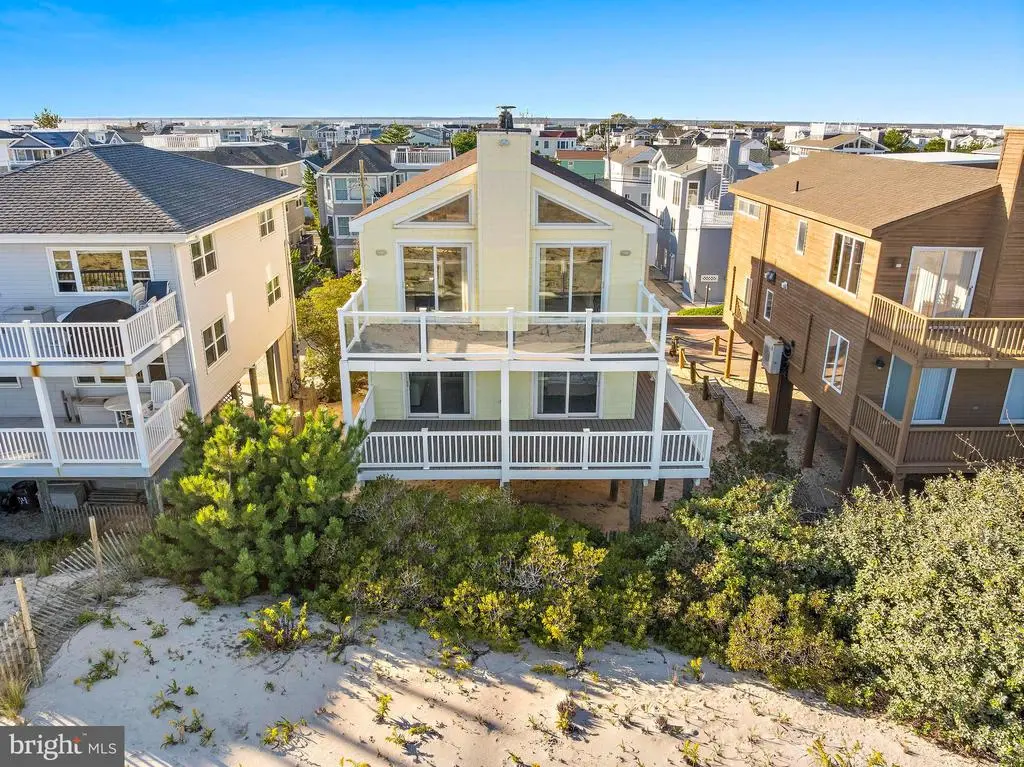 214 E 29th St, LONG BEACH TOWNSHIP