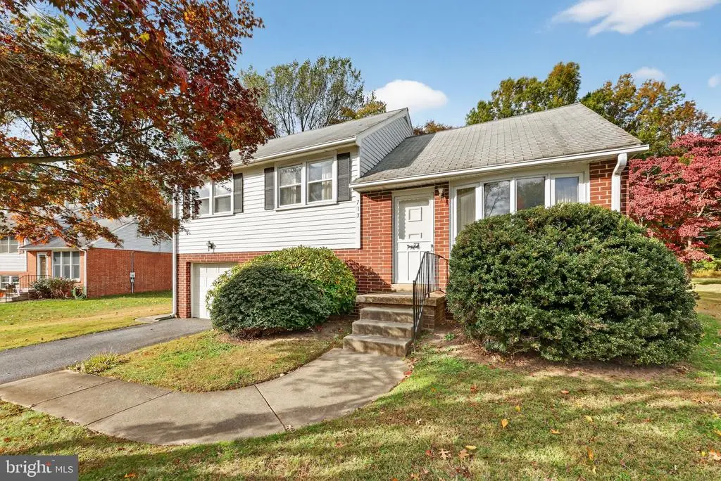 713 Dorcaster Dr, Wilmington