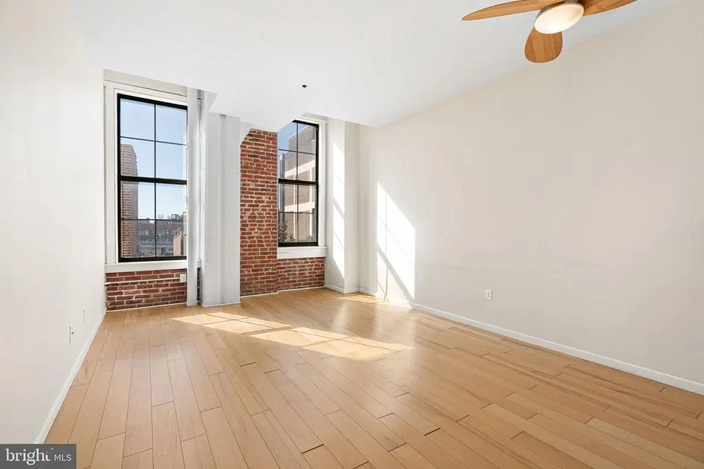 315 New St #503, PHILADELPHIA