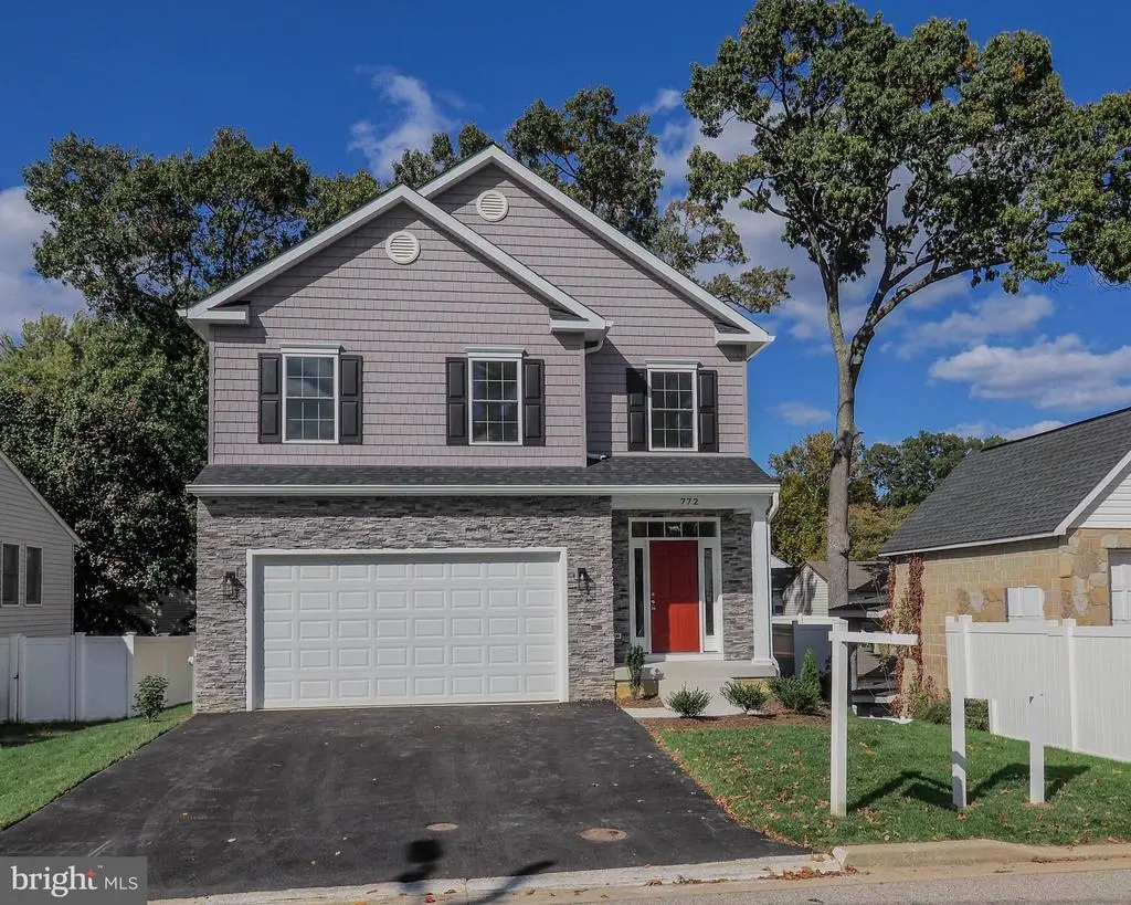 772 209th St, Pasadena