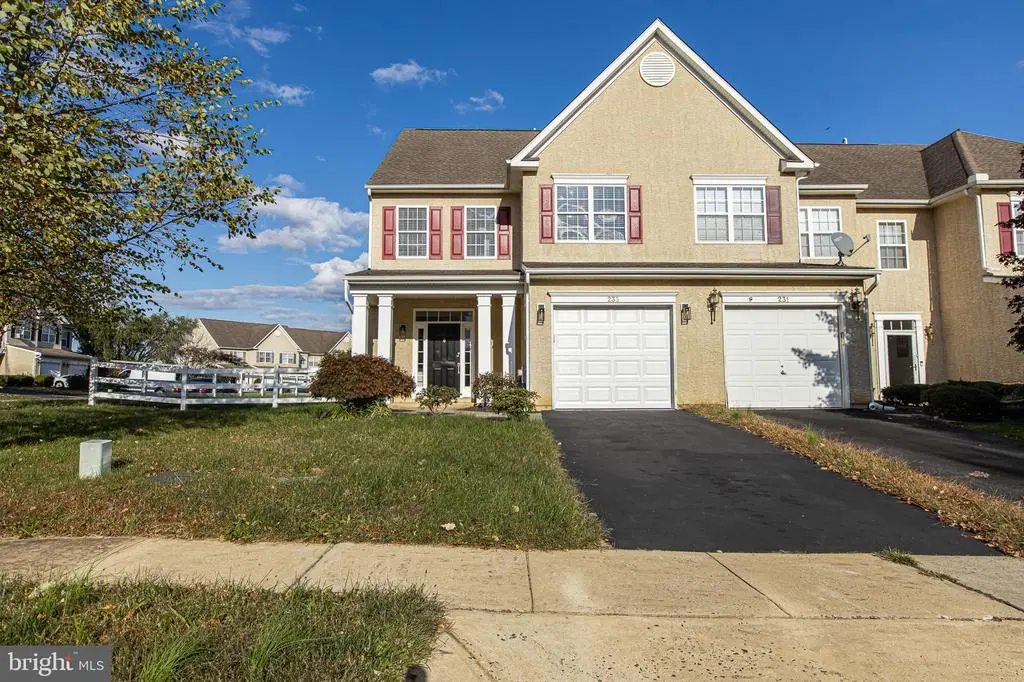233 Wilmore Dr, Middletown