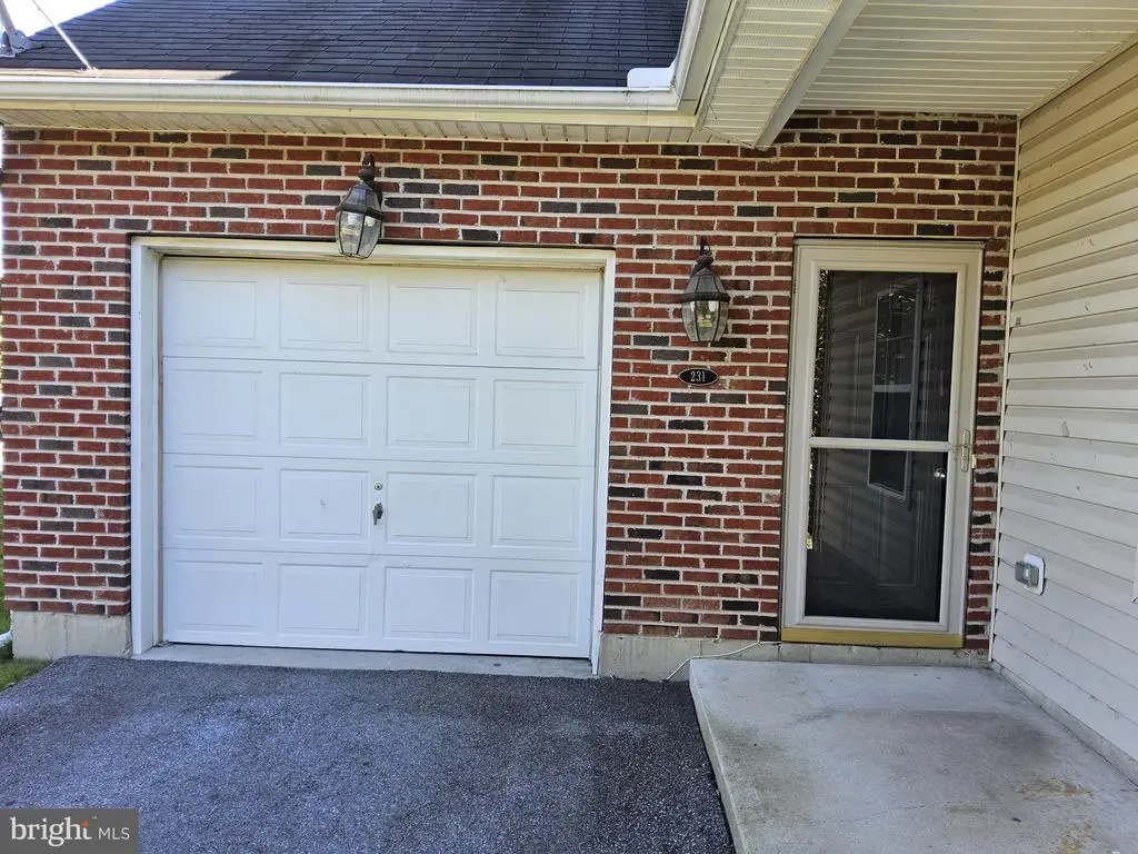 231 Camerton Ln, Townsend