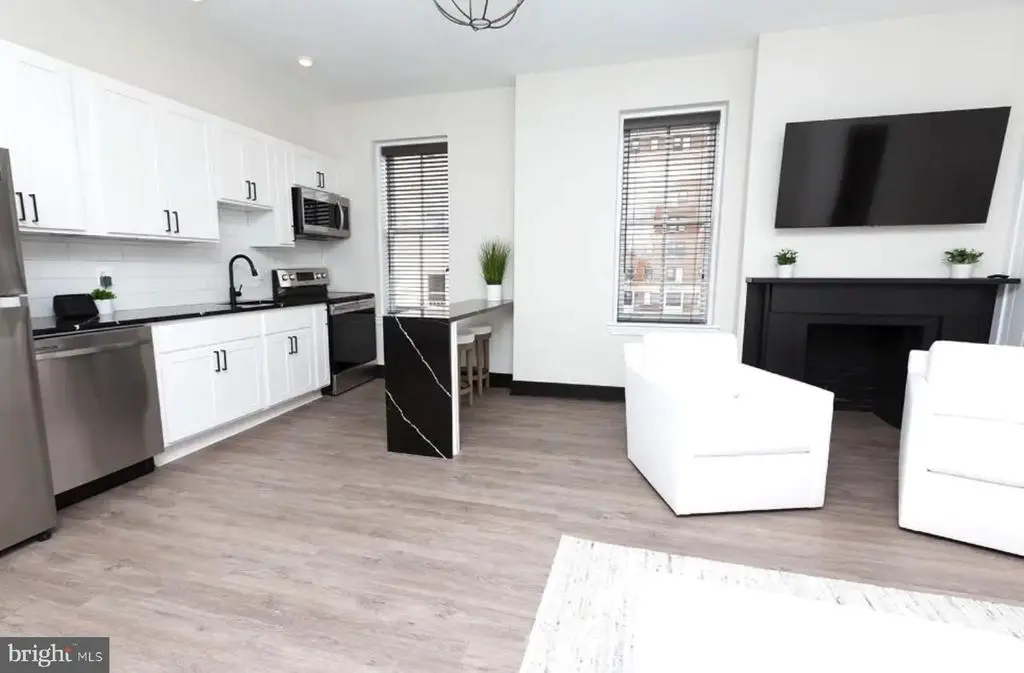 938 N Calvert St #t, Baltimore