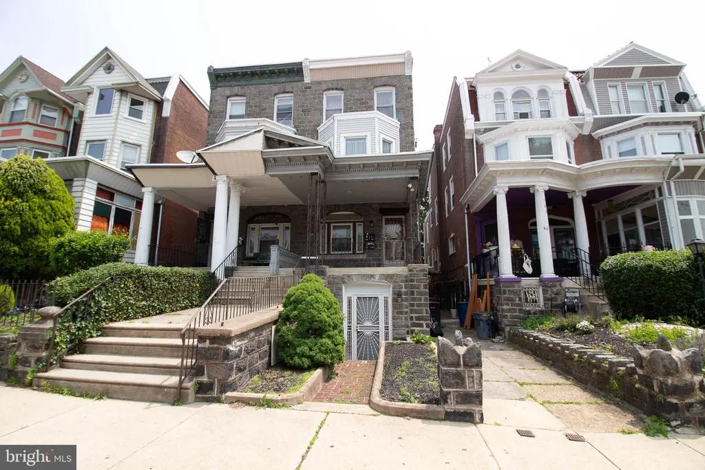 711 N 63rd St #3rd Floor, PHILADELPHIA