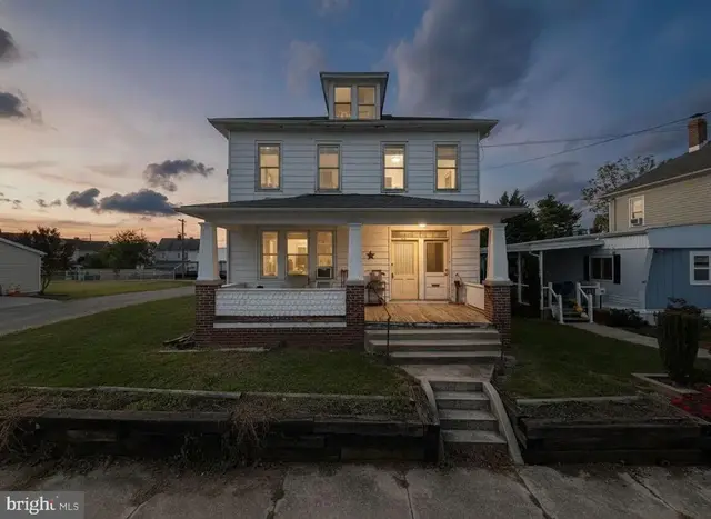 20 & 20 1/2 Monroe St, Hanover