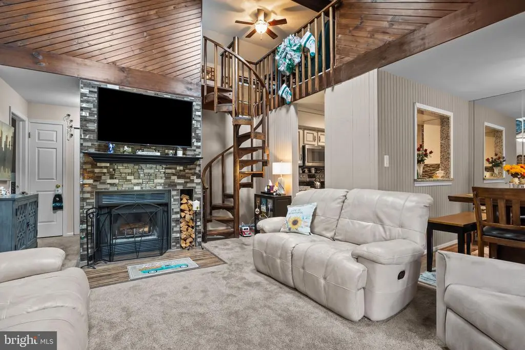 Photo of Listing #PABU2108018