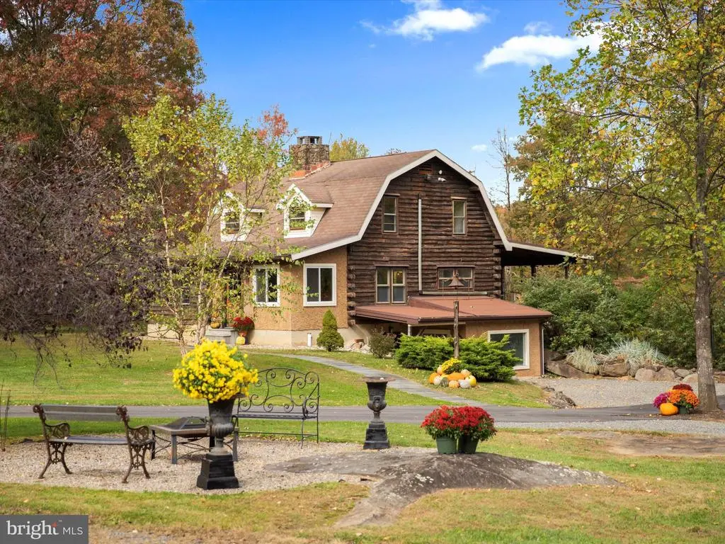 466 Deerwood Ln, QUAKERTOWN