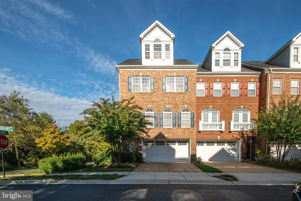 201 Burgundy Ln, Annapolis