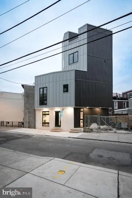 437 Memphis St, Philadelphia