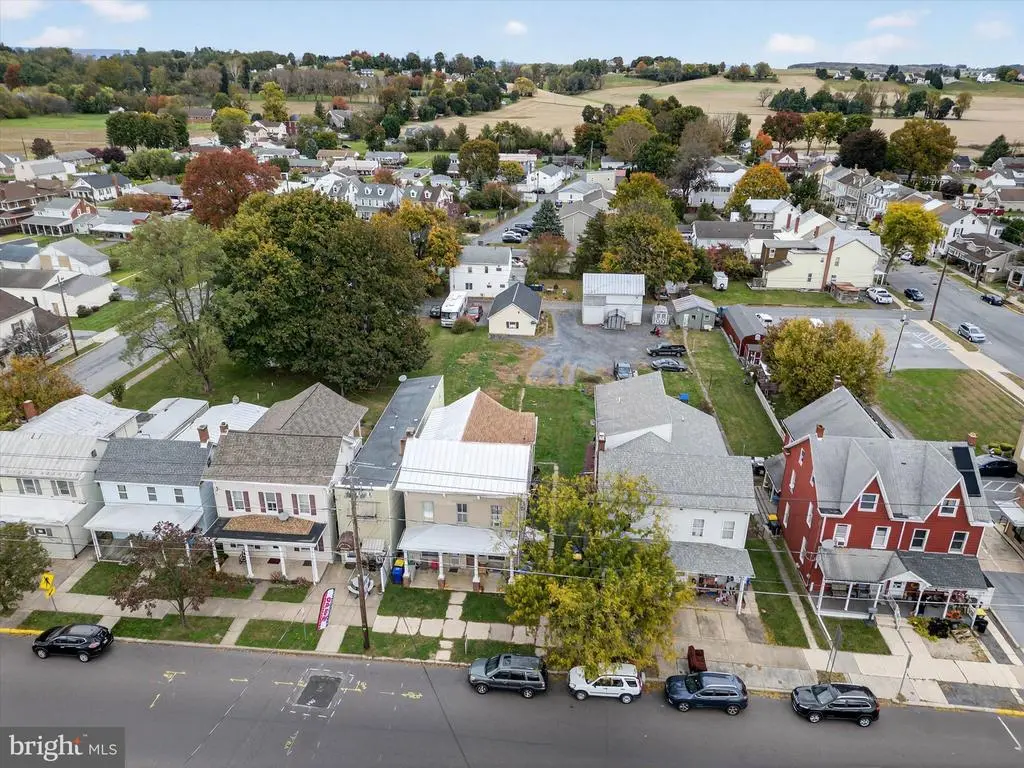 19 W Penn Ave, ROBESONIA