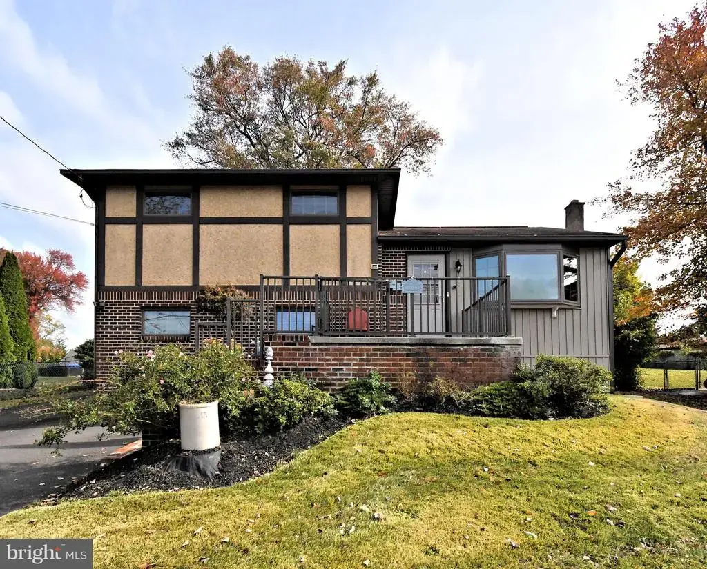 145 Beechwood Ave, LANGHORNE