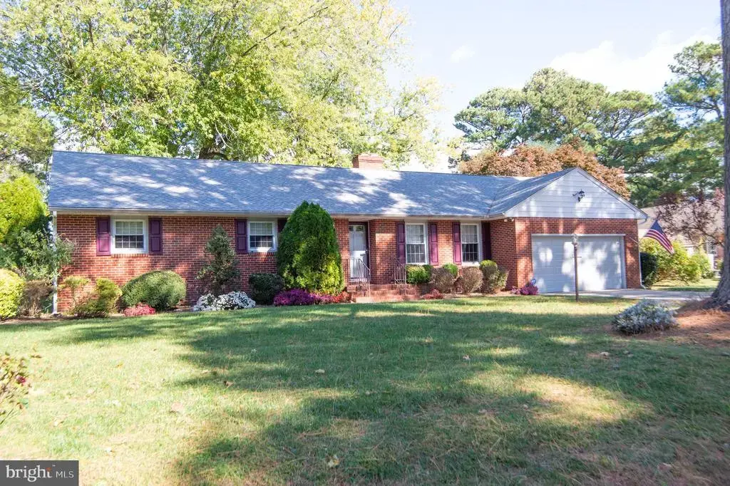 1 Kiowa Rd, CAMBRIDGE