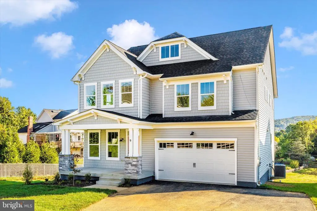 9 Fox Rock Dr, MYERSVILLE