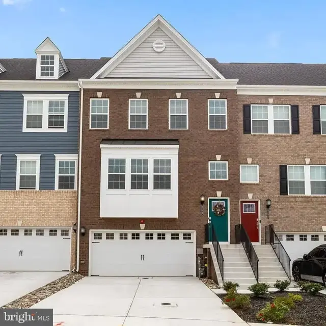 253 Swing Arc Ct, Pikesville