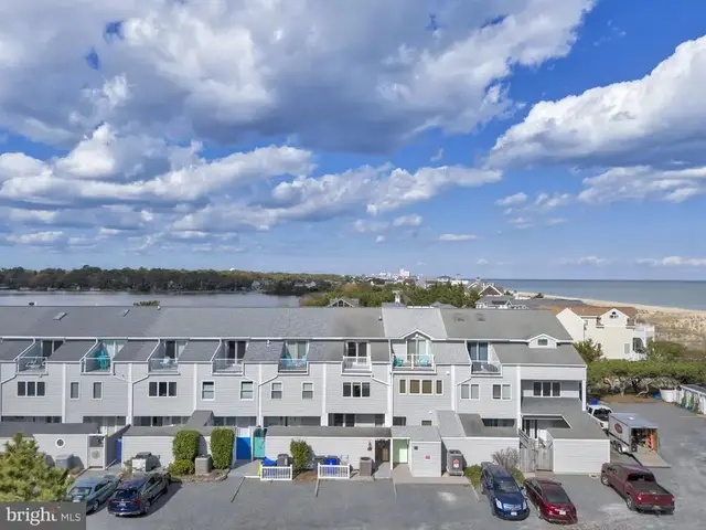 3 Seastrand Ct #24, Dewey Beach