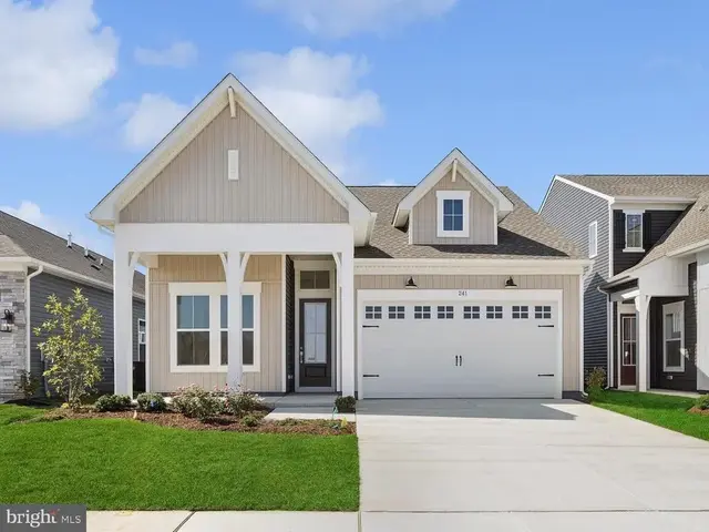621 Warbler Way, Chester