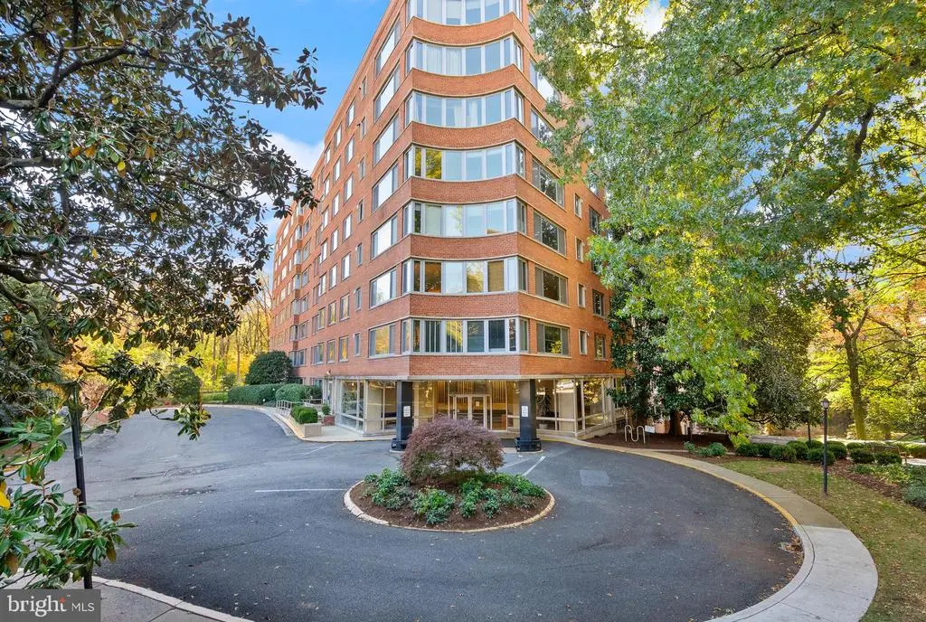 4200 Cathedral Ave Nw #812, WASHINGTON