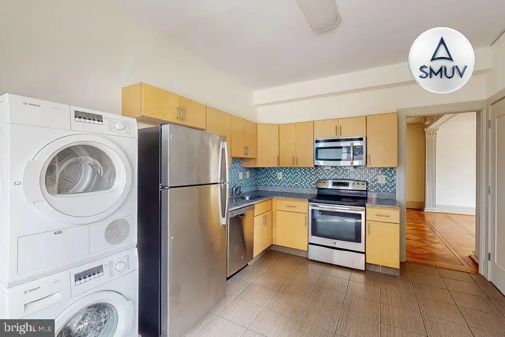 11 E Chase St #506, Baltimore