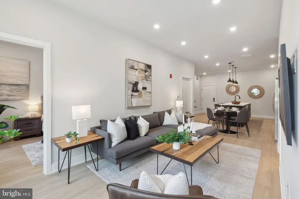 6910 Ridge Ave #418, PHILADELPHIA