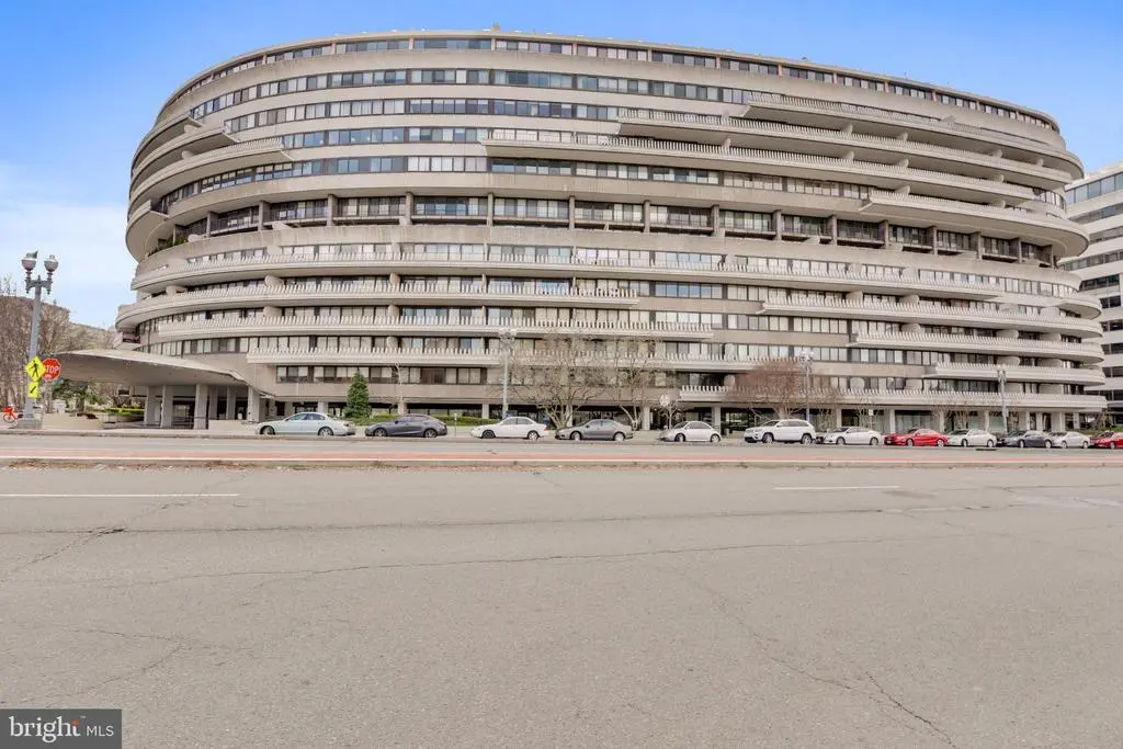 2500 Virginia Ave Nw Ave Nw #210-s, WASHINGTON