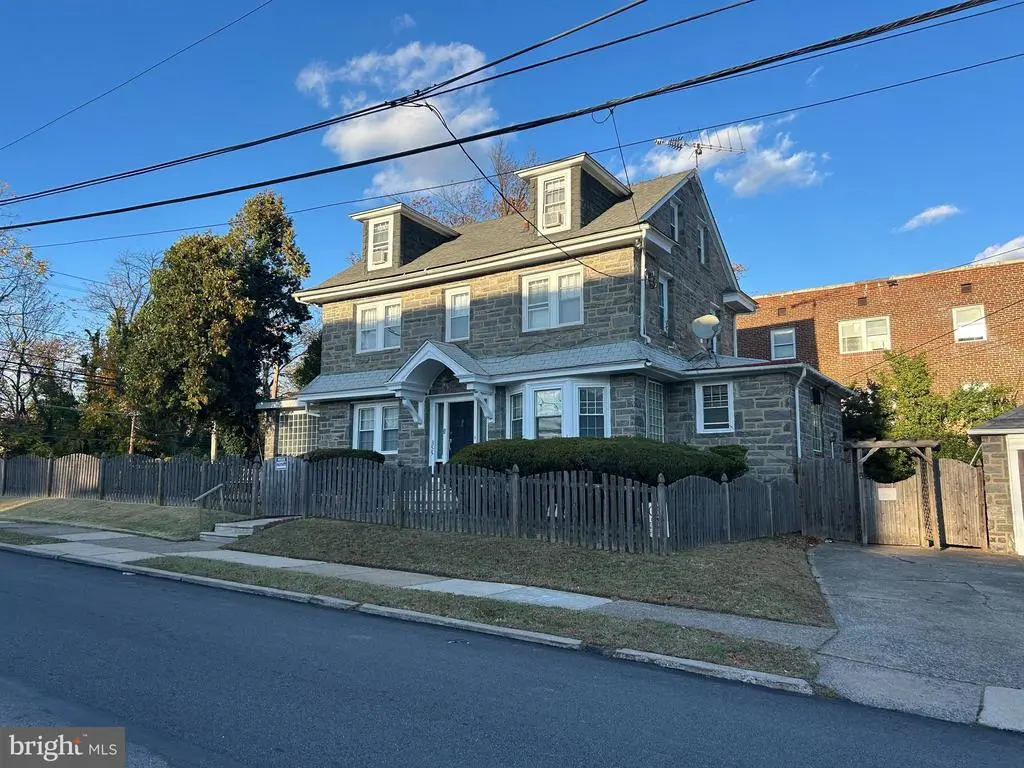 1806 Garrett Rd, LANSDOWNE