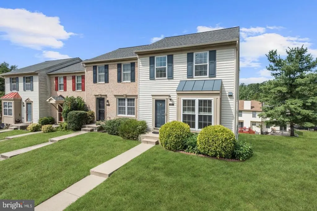 8611 Andrew Ellicott Ct #13, Ellicott City