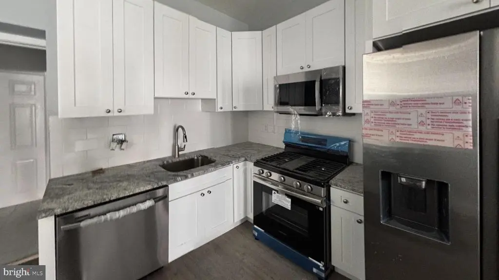 1926 Clarence St, PHILADELPHIA