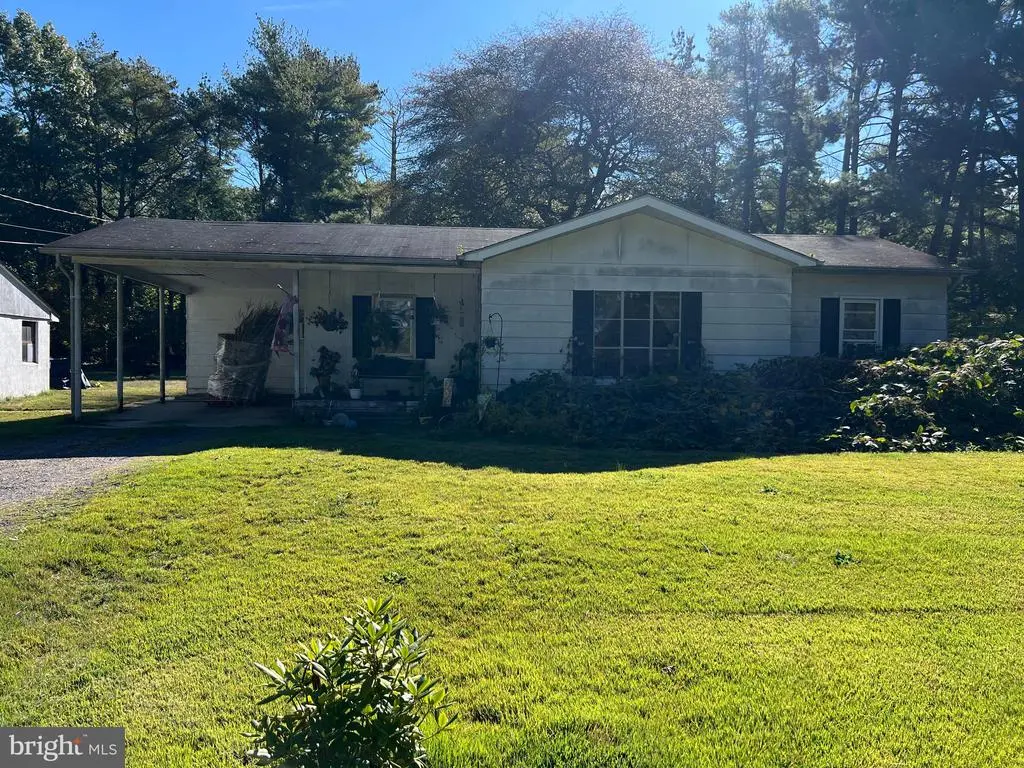 325 Smith Rd, Millville