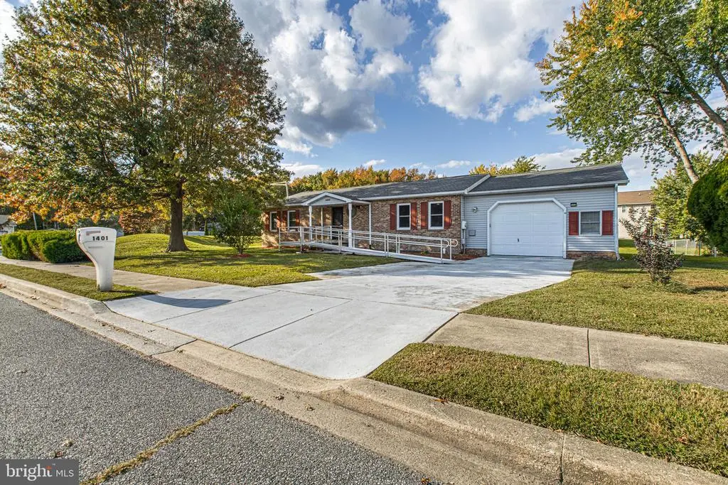 1401 S Hancock Ave, Dover