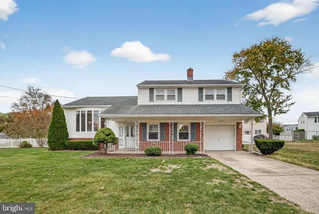 1307 Hammond Rd, Burlington Township