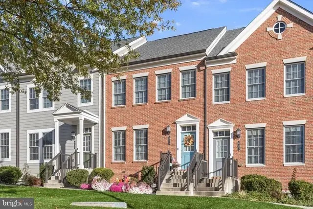 821 Herman Way, Sykesville