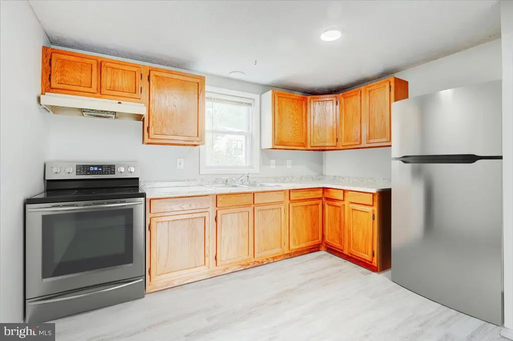 1867 Johnson Rd, CHAMBERSBURG