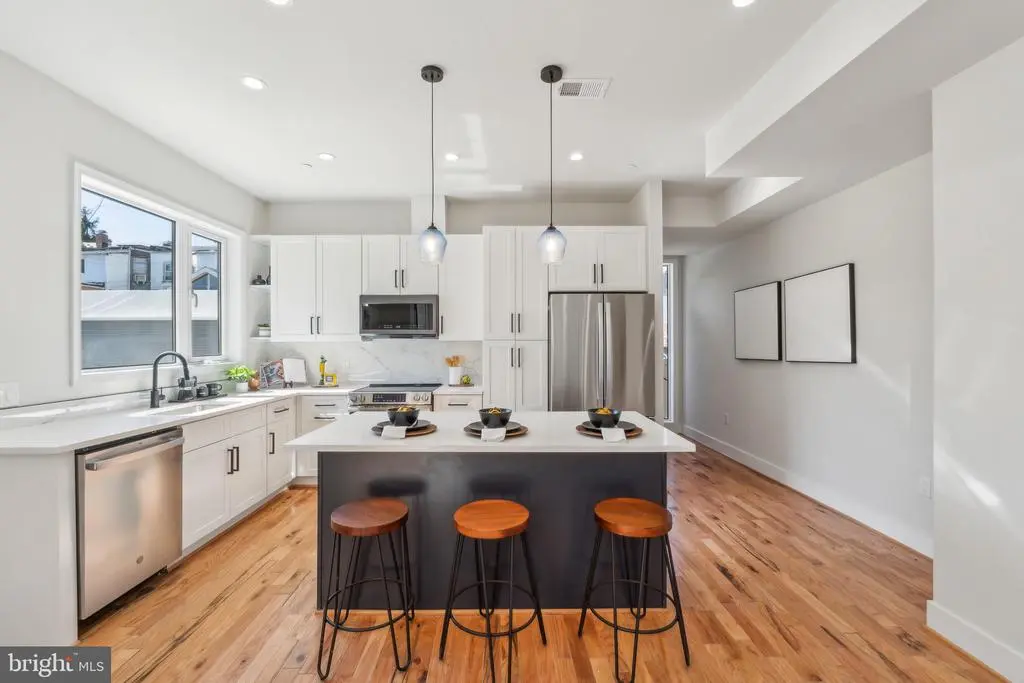 3646 13th St Nw, WASHINGTON