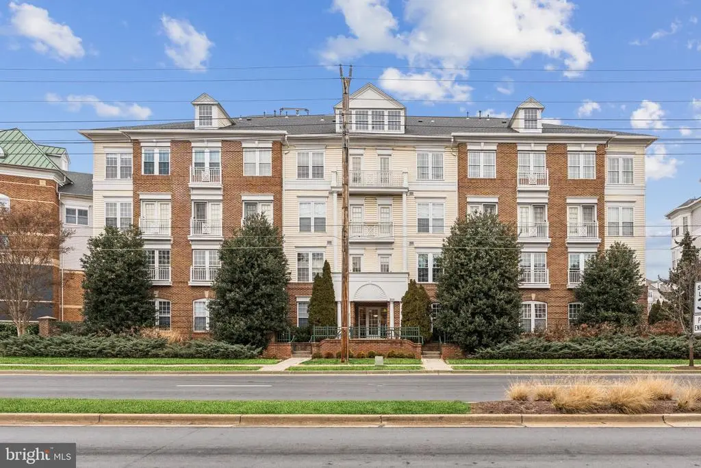 305 Redland Blvd #402, ROCKVILLE