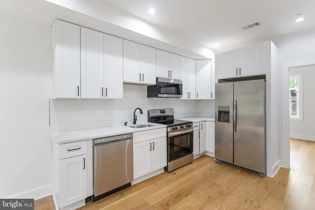 1107 Queen St Ne #ph-4, WASHINGTON