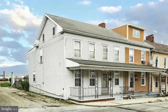 16 Fulton St, Hanover