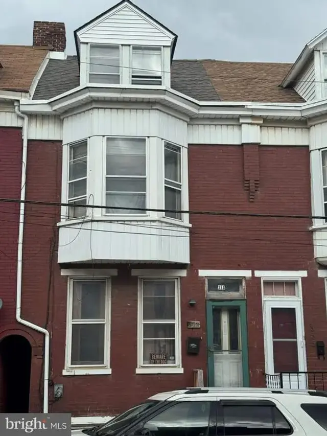 353 E Prospect St, York