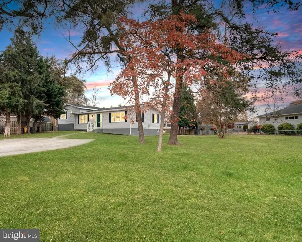 786 Jennie Dr, Severn