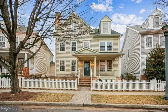 1105 Pleasant Cir, Rockville