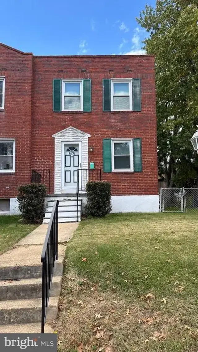 8676 Oak, Baltimore