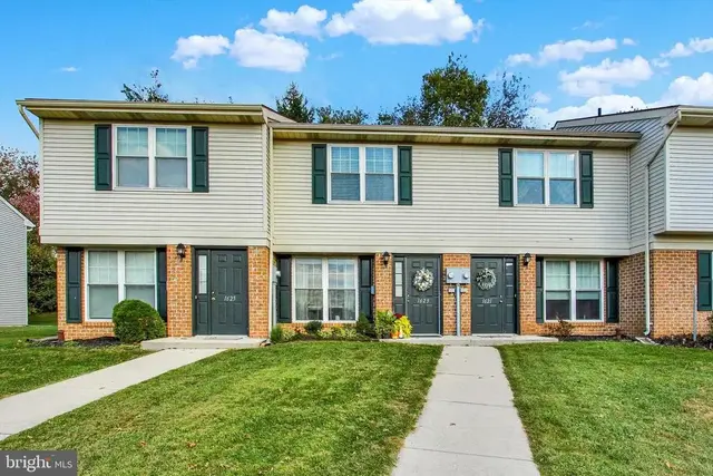 1623 Long Dr #112, York