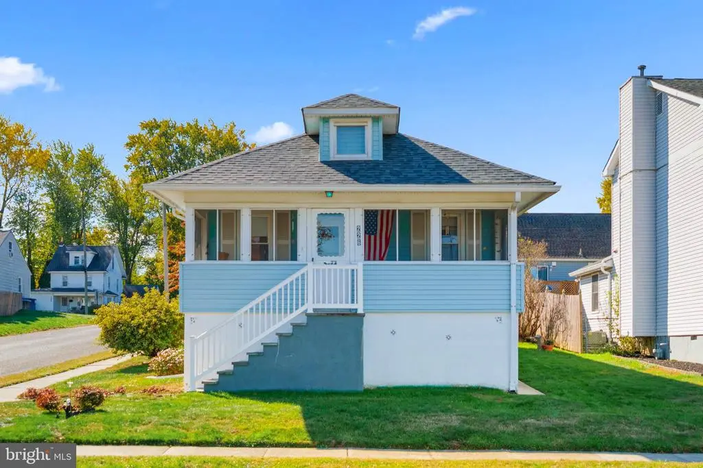 226 S Pine Ave, MAPLE SHADE