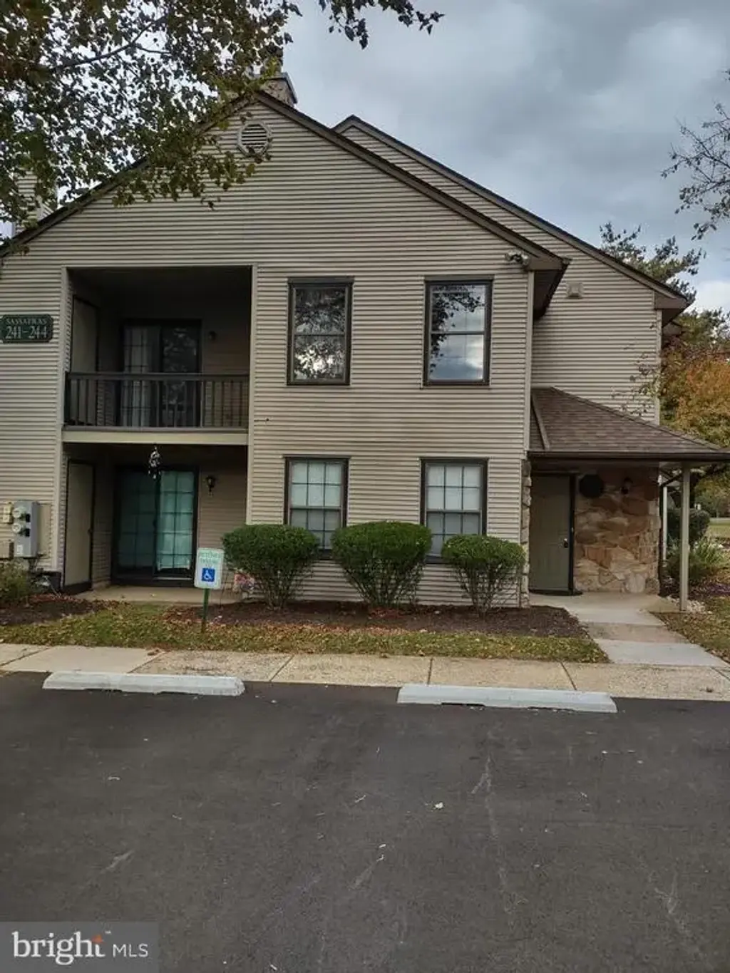 244 Sassafras Ct, WARRINGTON