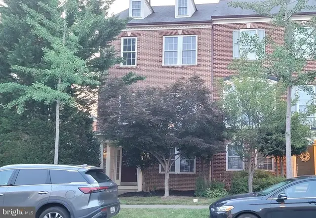 3926 Shawfield, Frederick