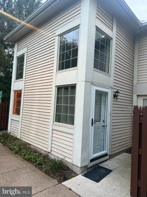 214 Christopher Pl #214, Chalfont